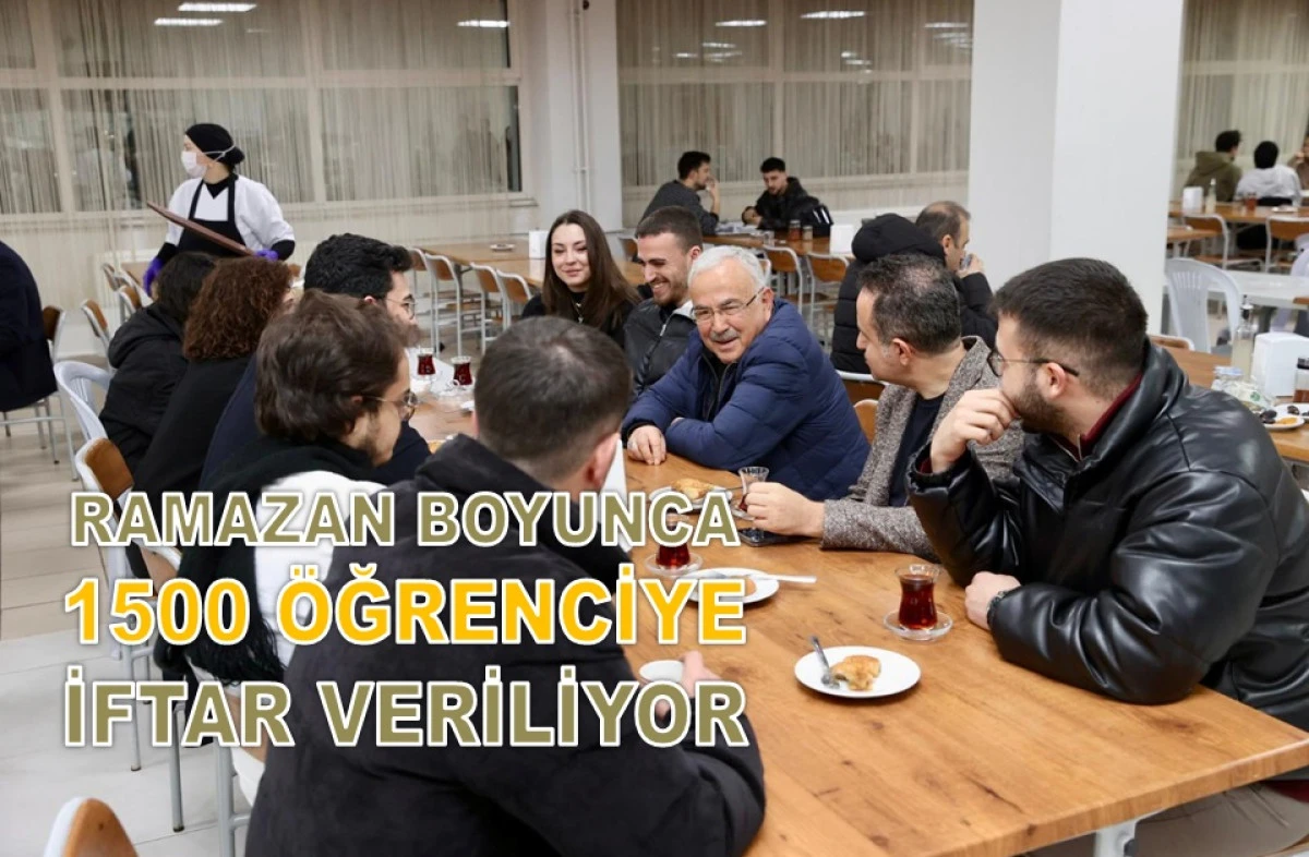 Başkan G&uuml;ler, İftarını &Ouml;ğrencilerle Yaptı!