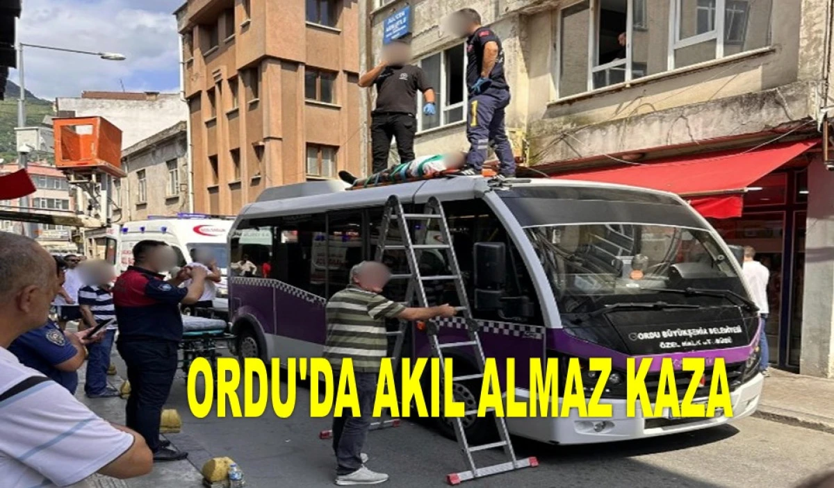 BOM ARACINDAKİ GÖREVLİ DOLMUŞUN TAVANINA DÜŞTÜ