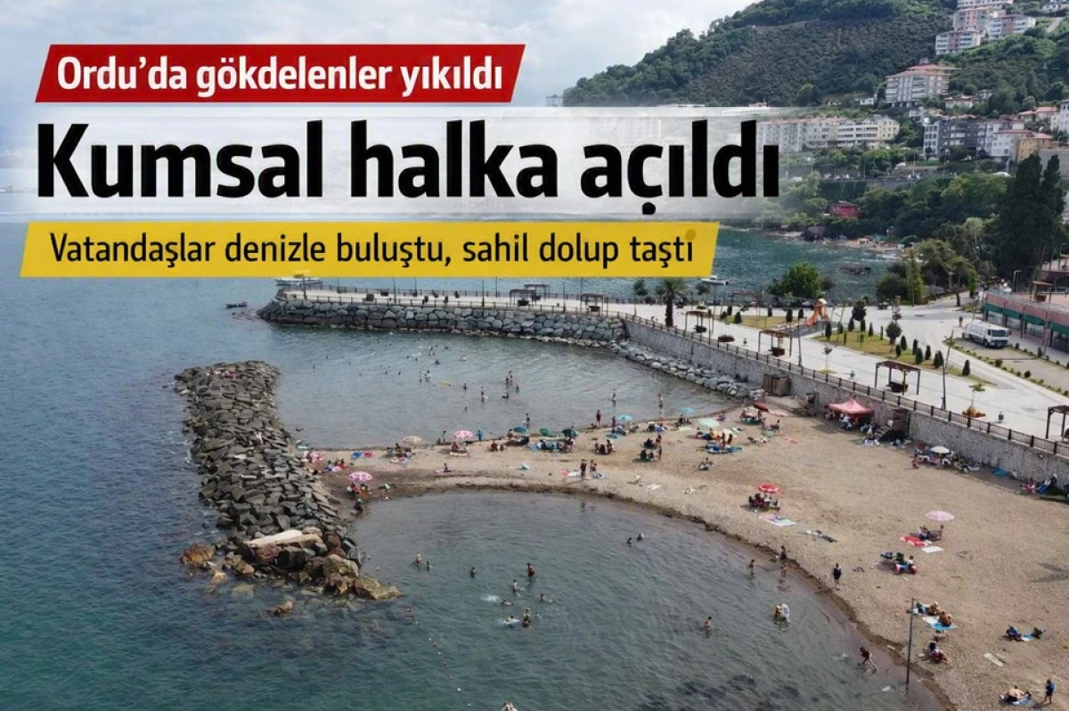G&ouml;kdelen Yıkıldı: Halk Plajın Keyfini &Ccedil;ıkarıyor