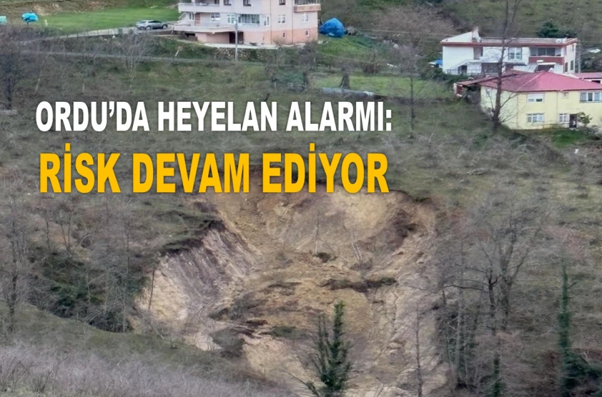 G&uuml;lyalı&rsquo;da Korkutan Heyelan: AFAD B&ouml;lgeye Sevk Edildi