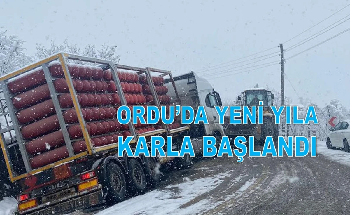 Korgan&rsquo;a Doğalgaz Taşıyan Tır Yolda Kaldı