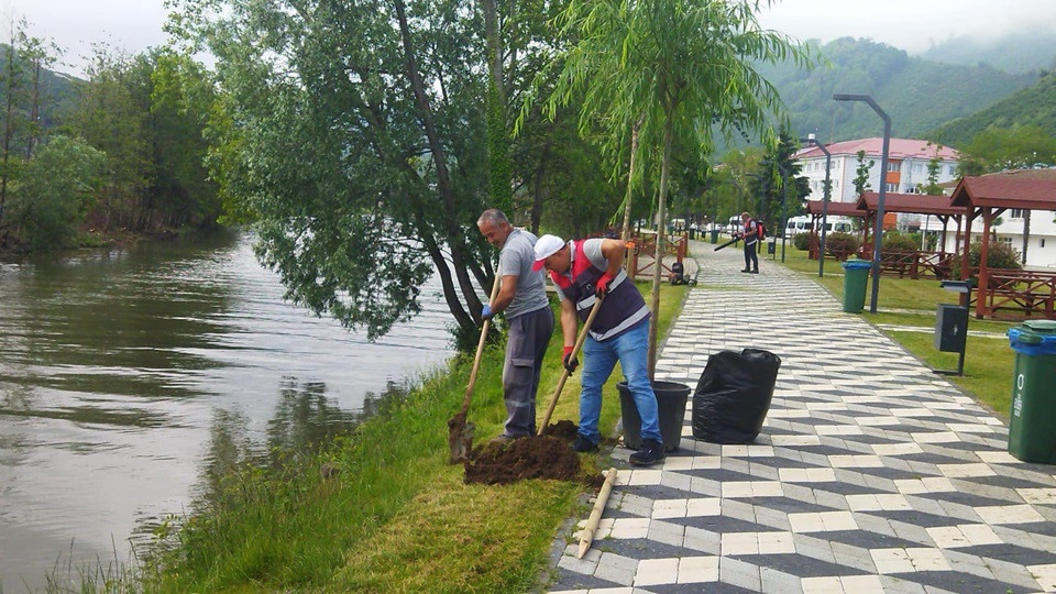 TURNASUYU KORDON PARK’TA YEŞİL SEFERBERLİK 